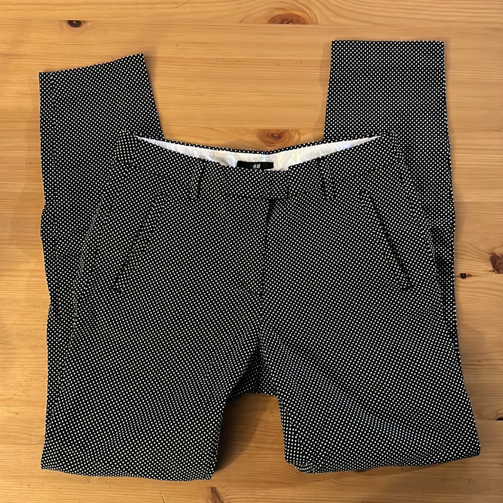 H&M Black and White Polka dot pencil pant